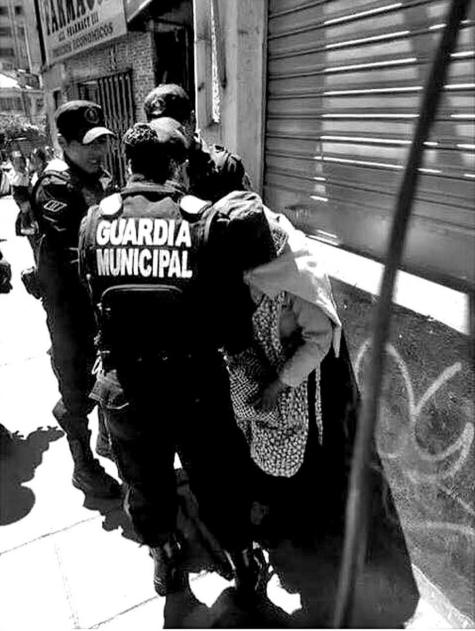 La Policía Municipal incauta muebles