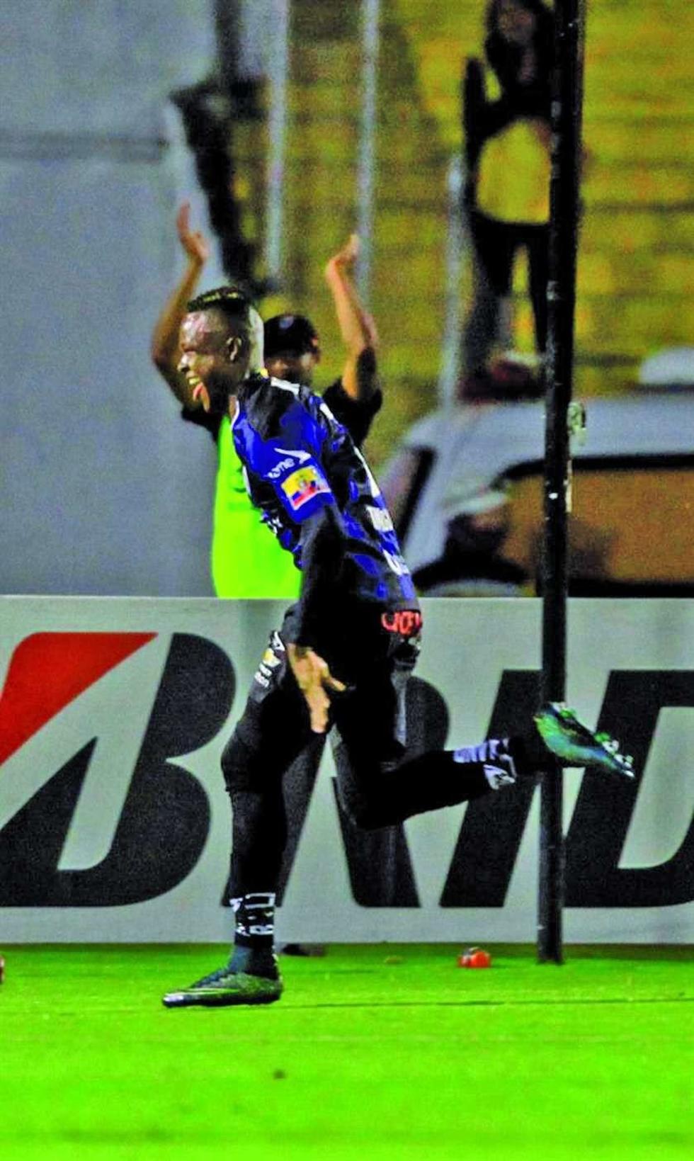 Independiente vence a Pumas