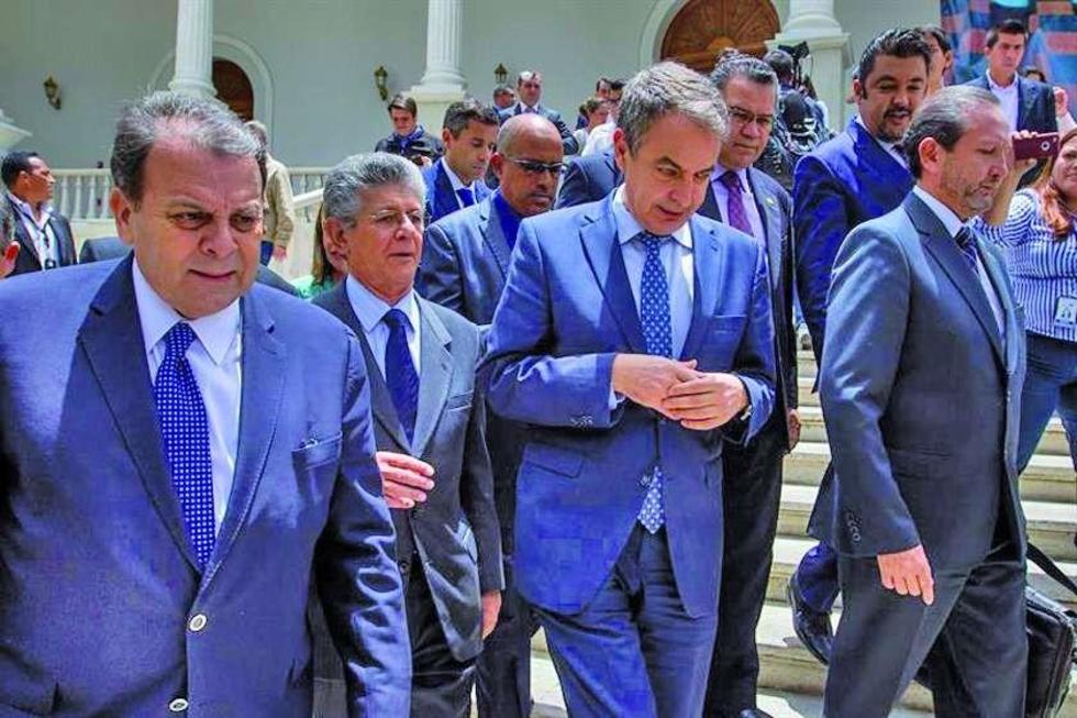 El Parlamento pide a la OEA que interceda en la crisis venezolana
