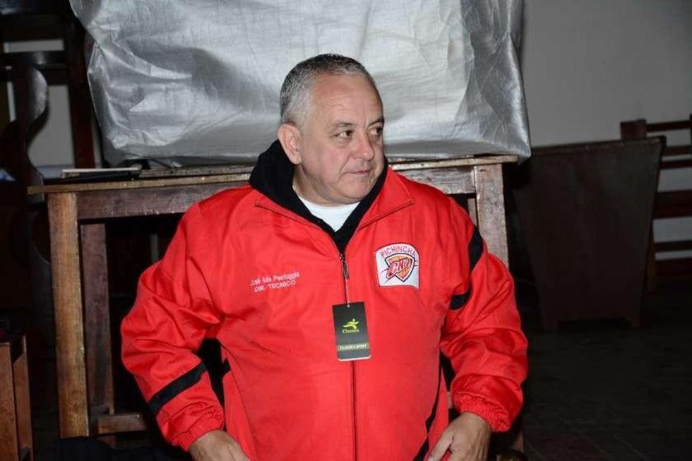 Pichincha deja fuera al técnico Pestuggia