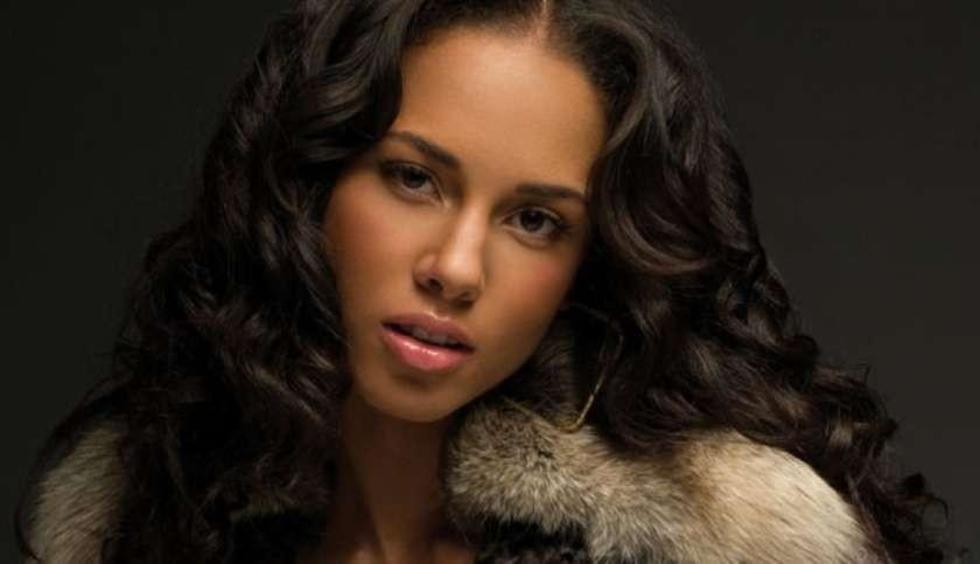 Alicia Keys presenta sus ritmos latinos y tropicales