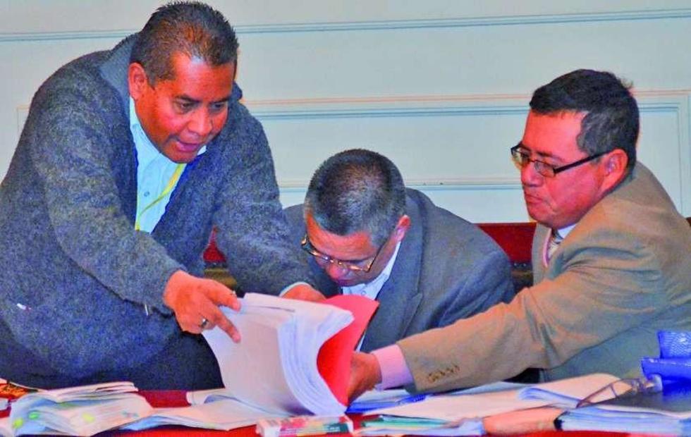 Piden investigar a tres jueces y procesar a tres fiscales por anomalías