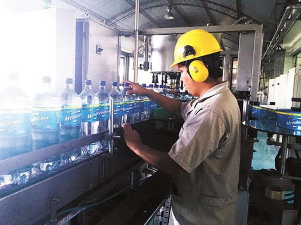 En Bolivia se cierran más empresas y se crean pocas