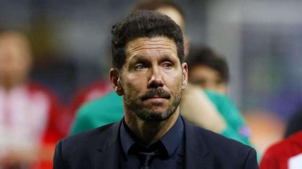 Simeone dice que no garantiza su continuidad