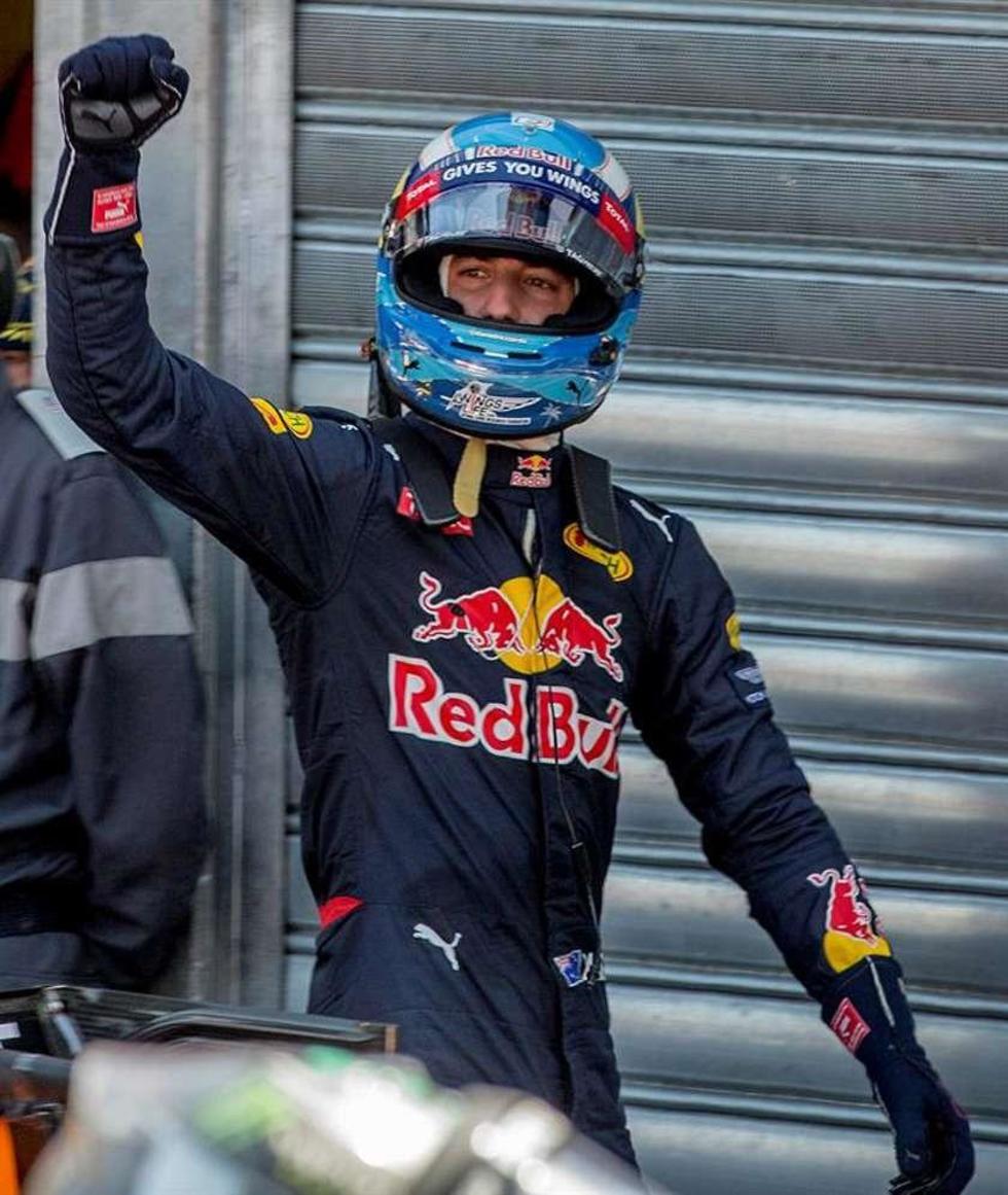 Ricciardo logra la “pole” en Mónaco 