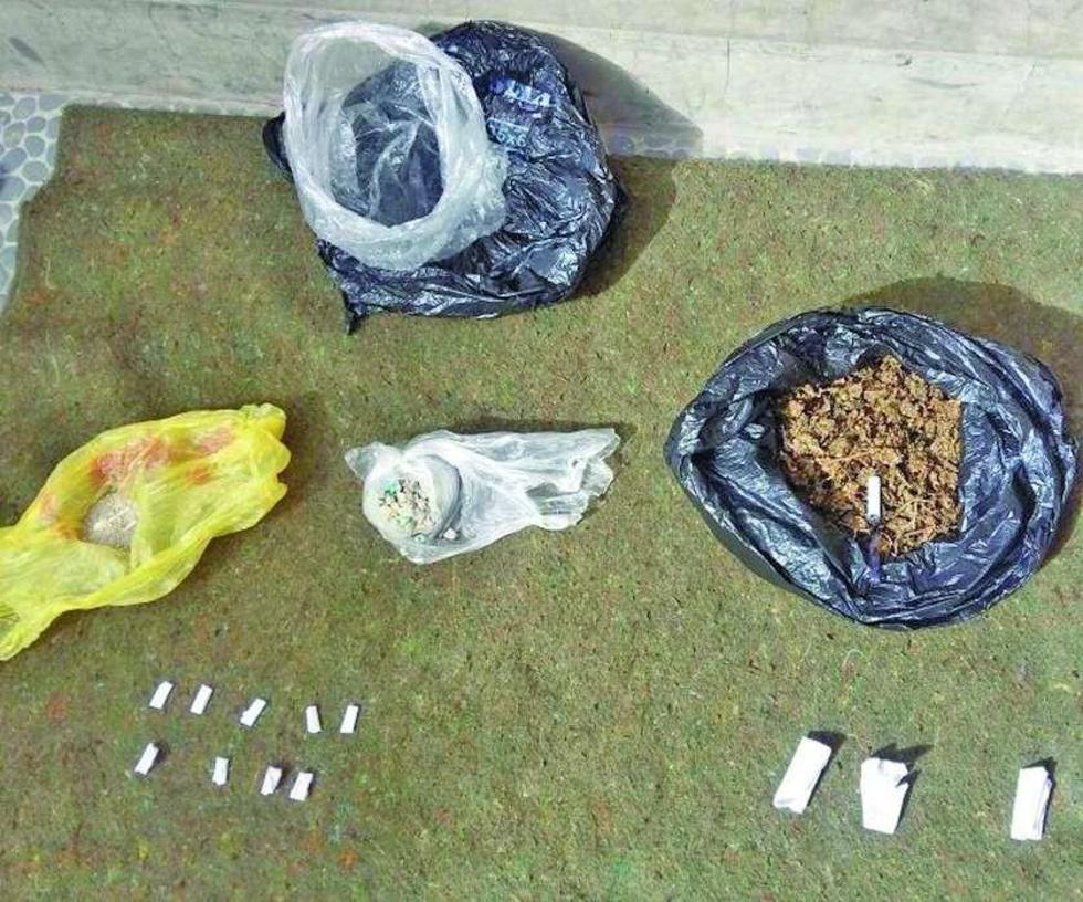 La Felcn saca de circulación más  de 800 dósis de droga en Potosí