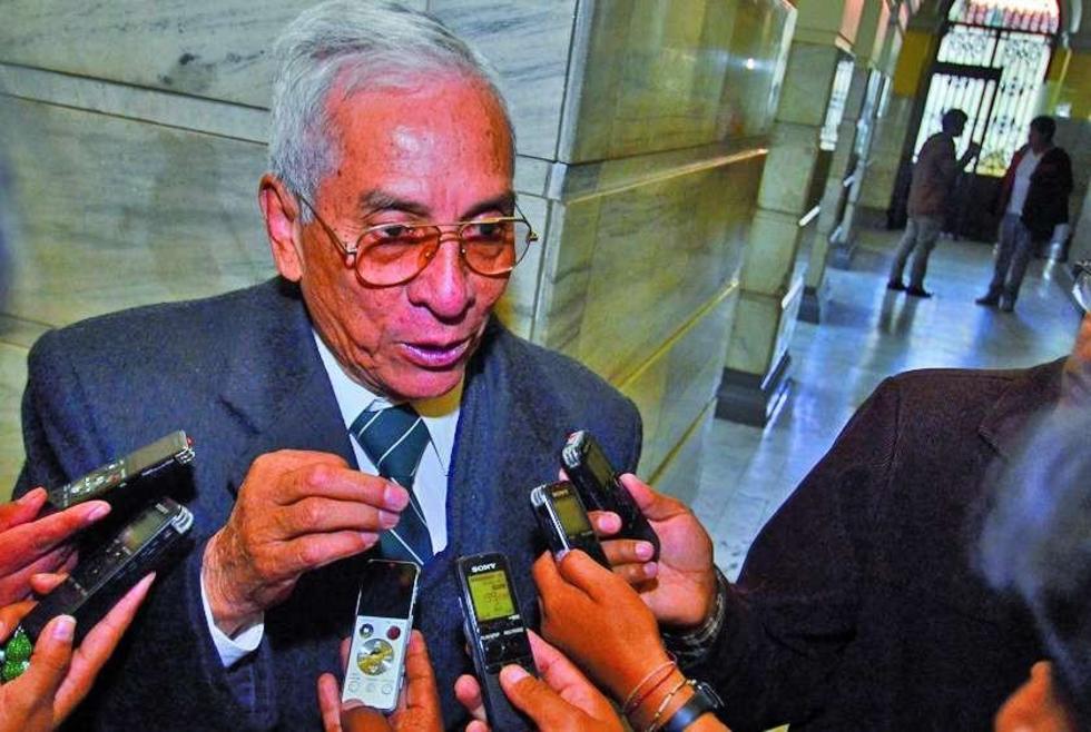 Abogados presentan demanda internacional a favor de León