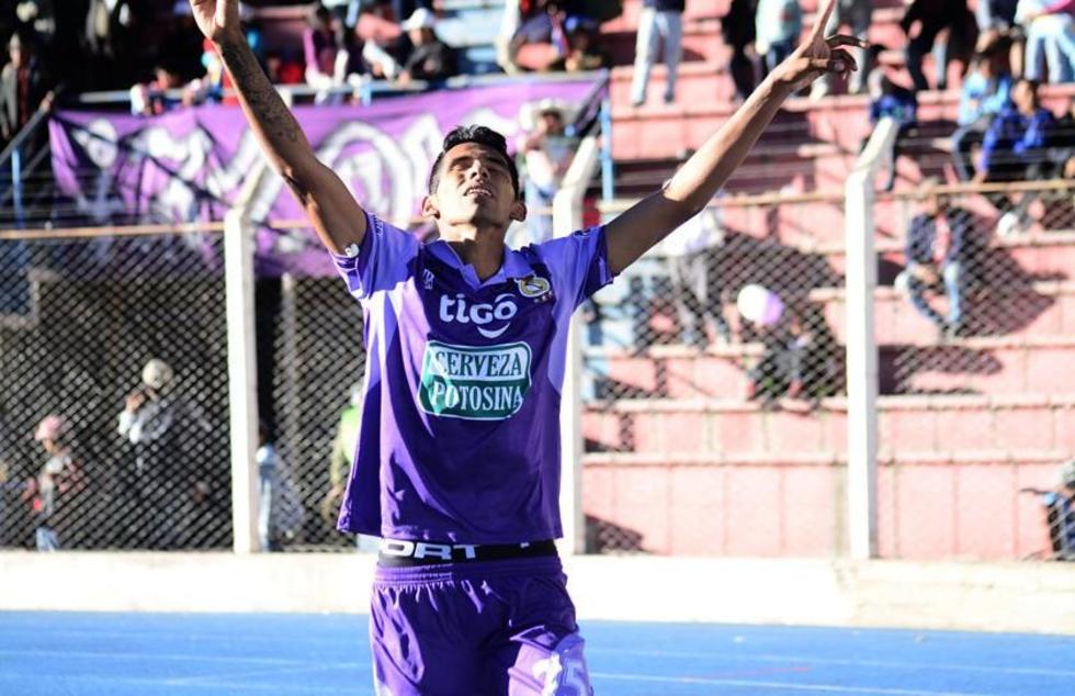 Gilbert Álvarez está convocado a la selección