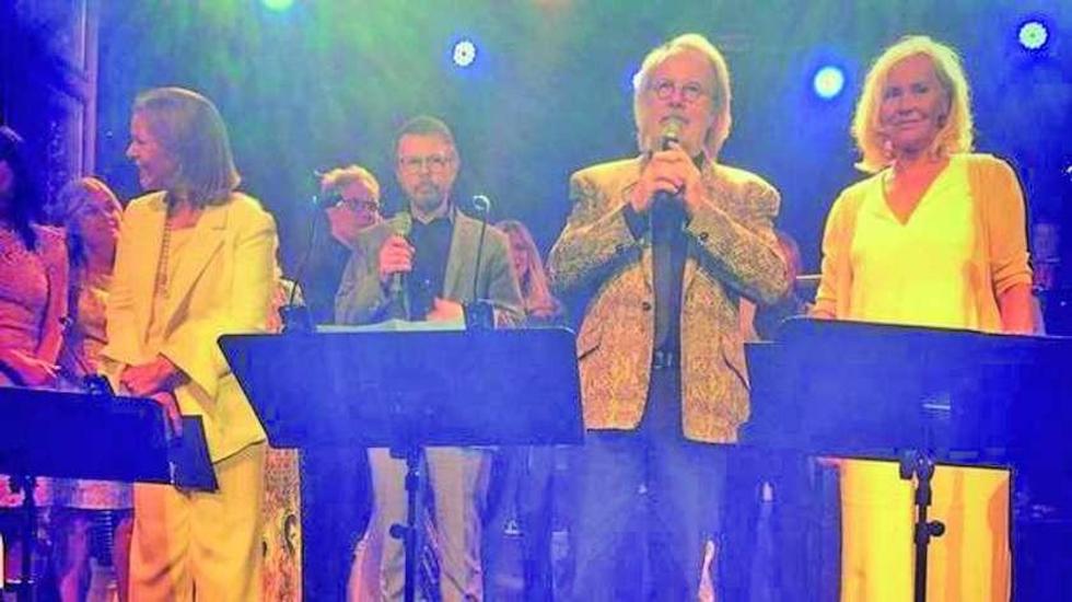 ABBA vuelve al escenario en una fiesta privada