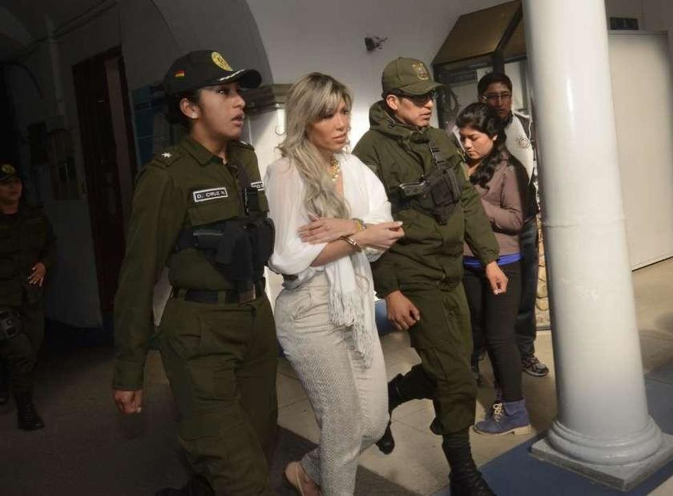 Exnovia de Morales cambia de versión y dice que su hijo murió