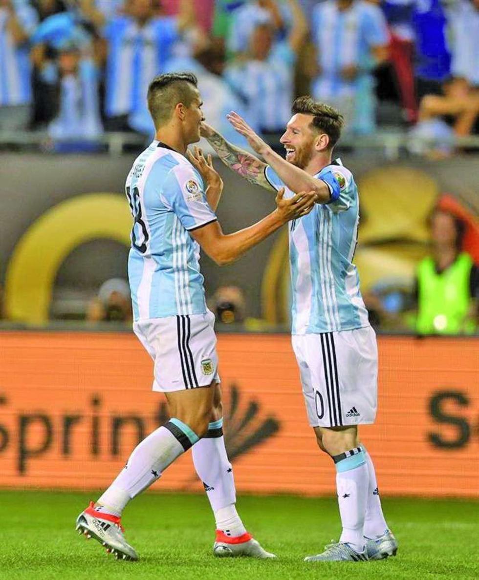 Argentina logra su pase en la Copa 