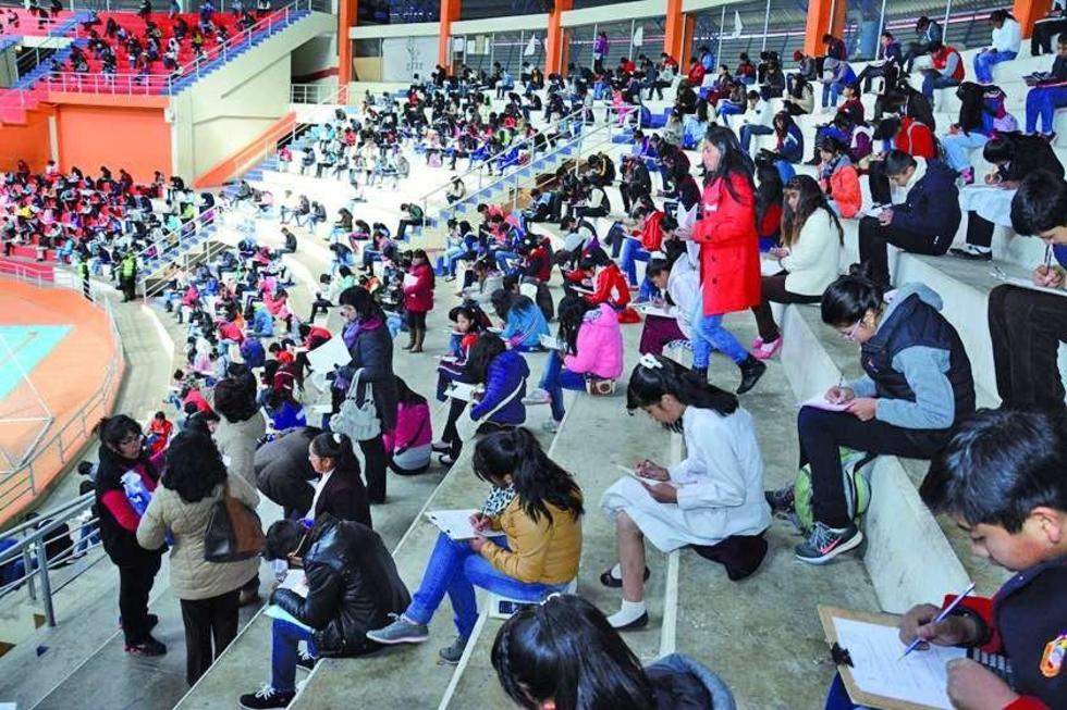Hay 180 estudiantes clasificados de Olimpiada Científica distrital