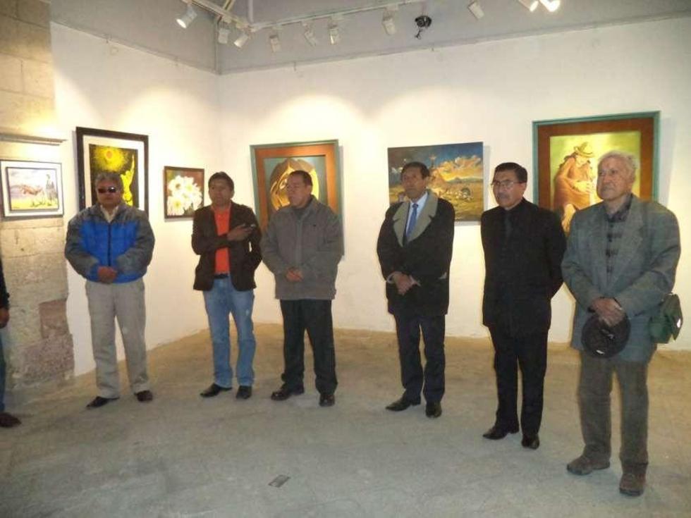 Abre exposición para homenaje