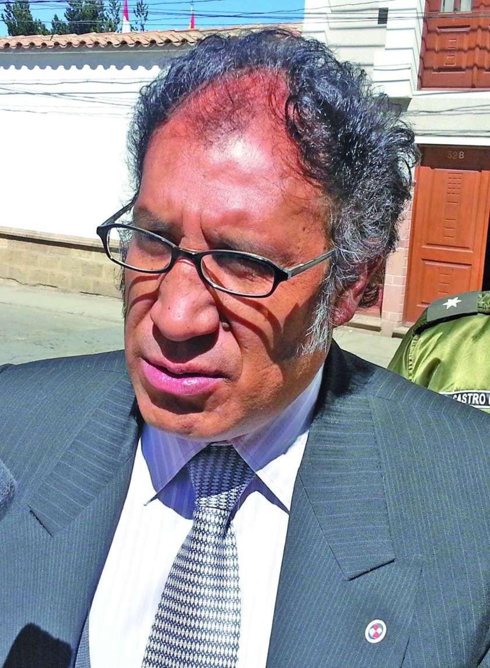 Secretario destaca que proyectos viales siguen
