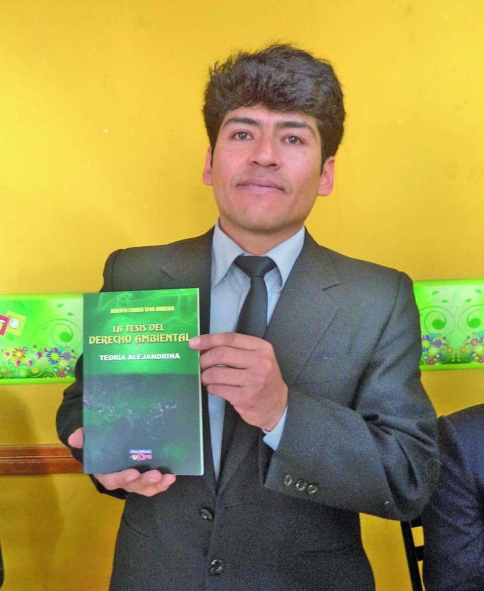 Presentan el libro de Tesis del Derecho Ambiental