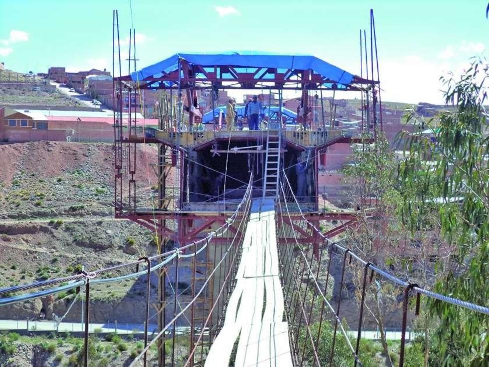 Gobernador extrema recursos para consolidar los proyectos 