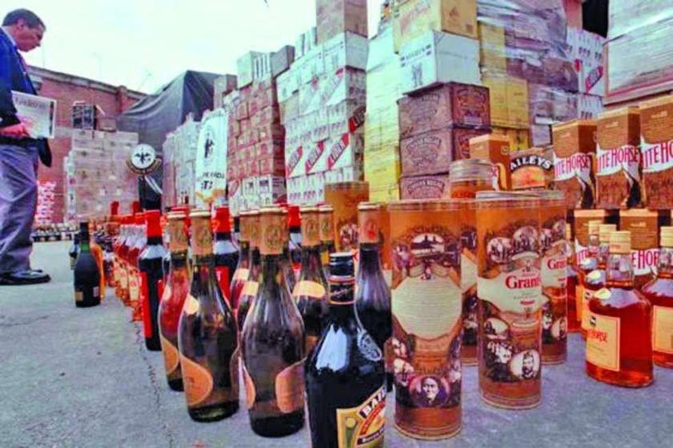 Denuncian incremento del contrabando de alcohol