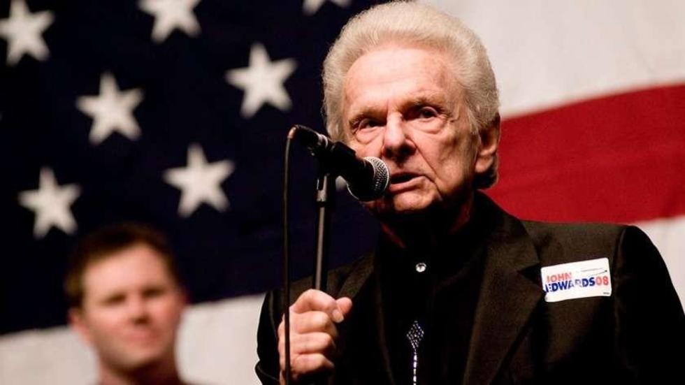 Muere artista Ralph Stanley el maestro del bluegrass