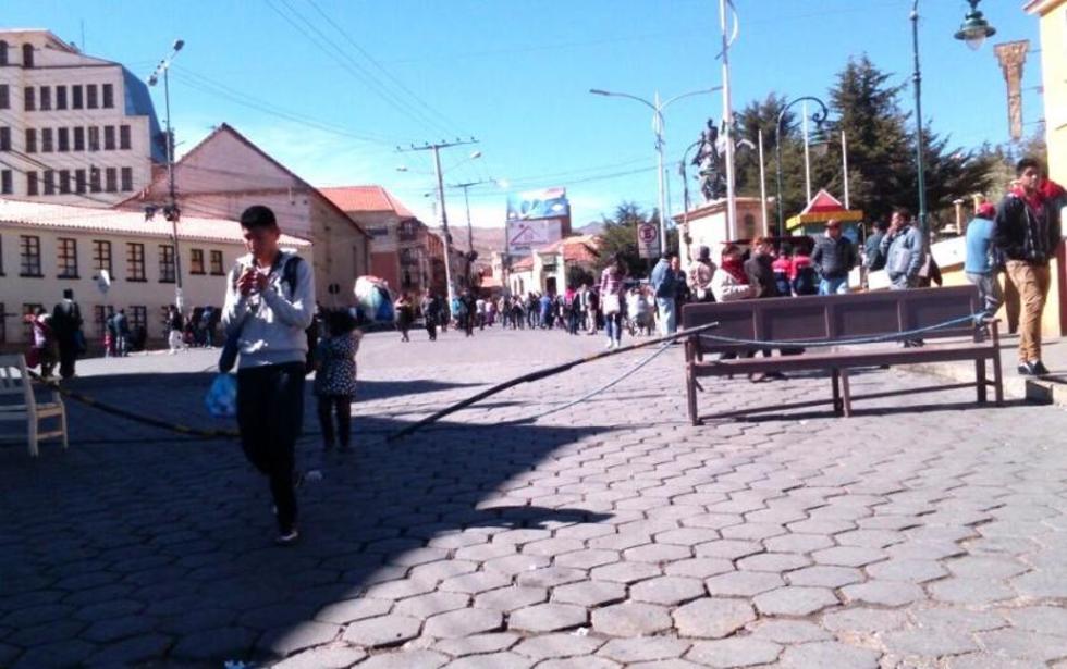 Policía tiene orden para uso de la fuerza para desbloquear en las garitas