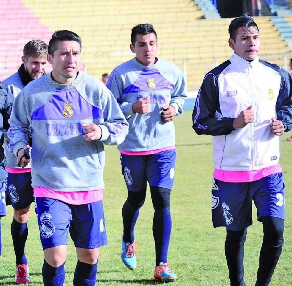 Limber Méndez seguirá en el cuadro lila  