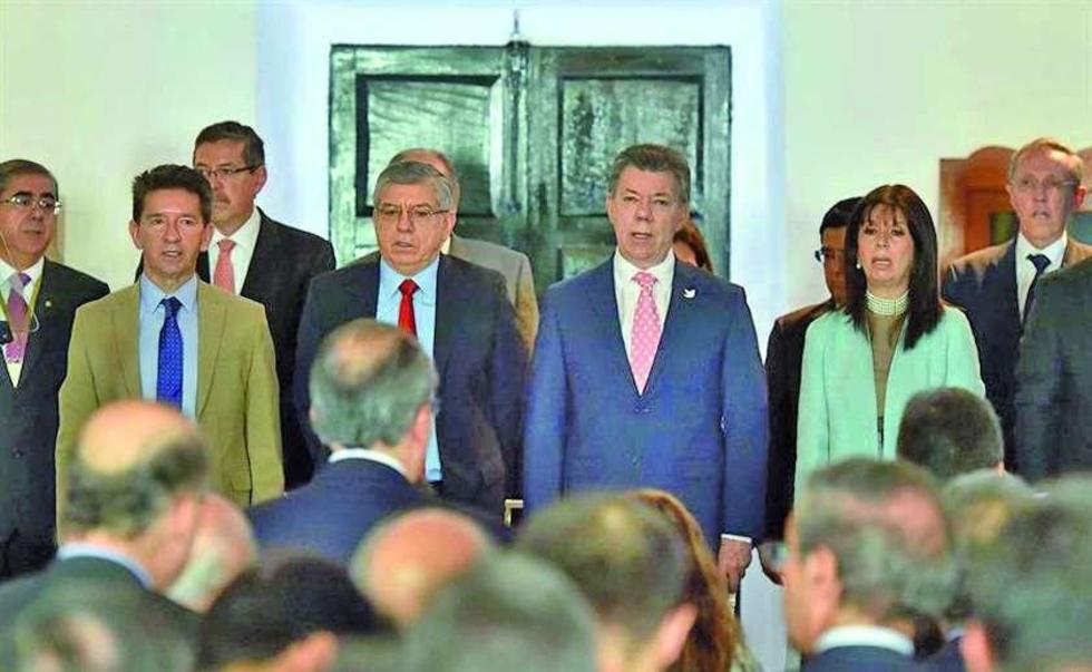 Santos defiende plebiscito para refrendar los acuerdos de paz 