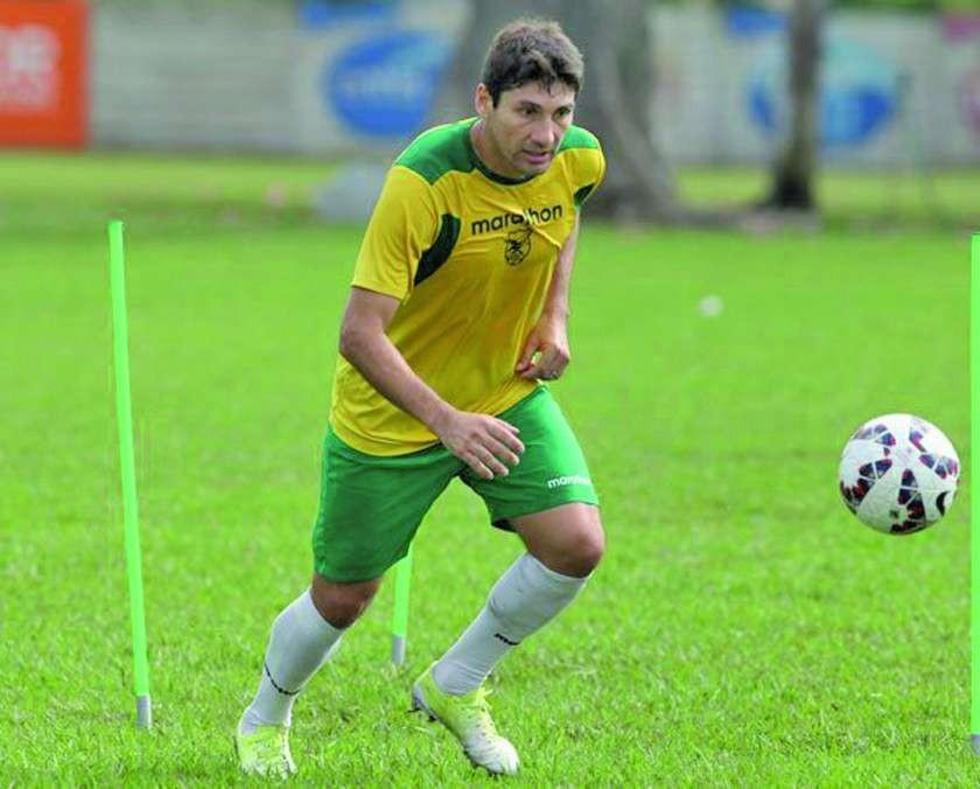 Ronald Raldes podría no llegar para el clásico