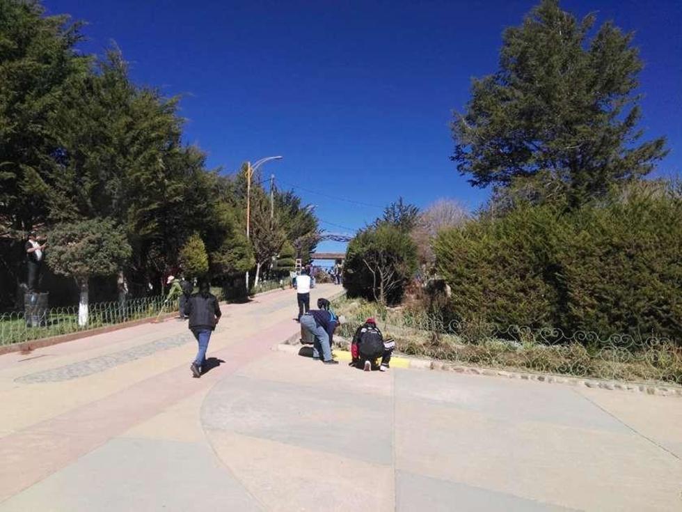 Gobernación mejora áreas en el recracional Los Pinos