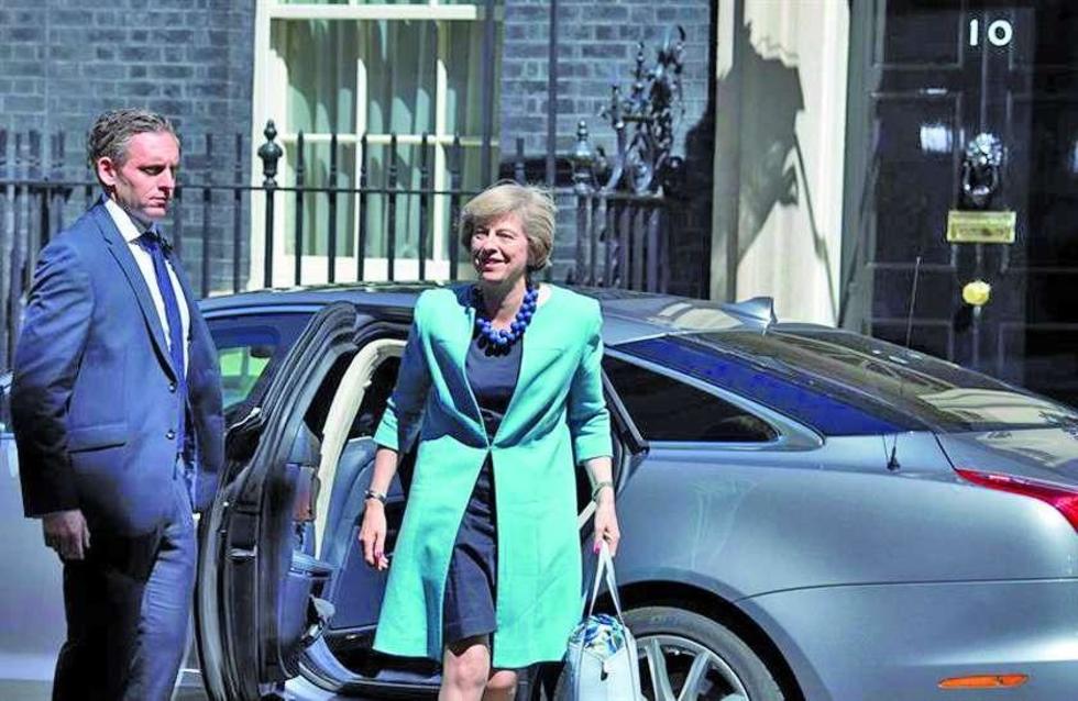 May forma Gobierno británico y rompe el círculo de Cameron