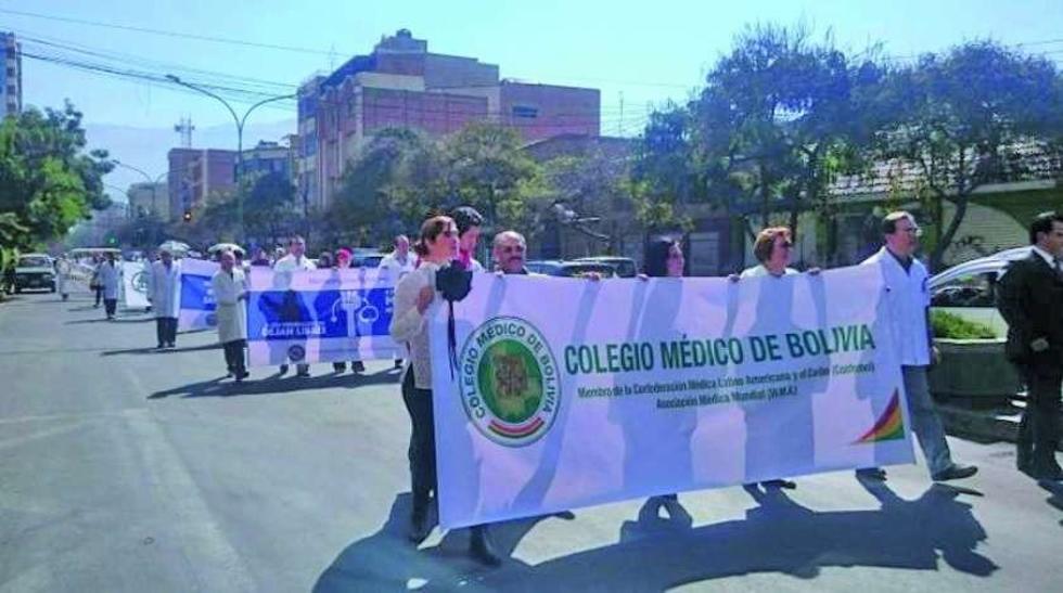 Médicos solicitarán una Ley General de Salud para garantías laborales
