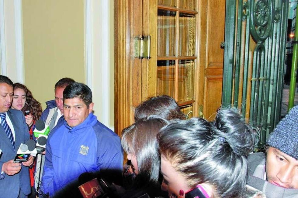El Gobierno y la COB no llegan a un acuerdo y se reúnen mañana