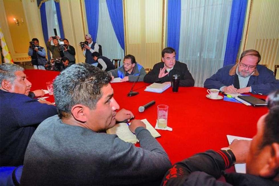 COB y Gobierno rompen el diálogo y se perfila ir a una huelga indefinida