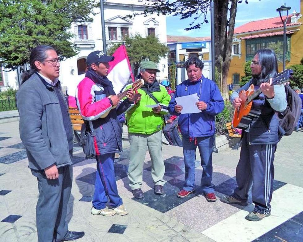 Potosí vive la noche del Canto Cívico