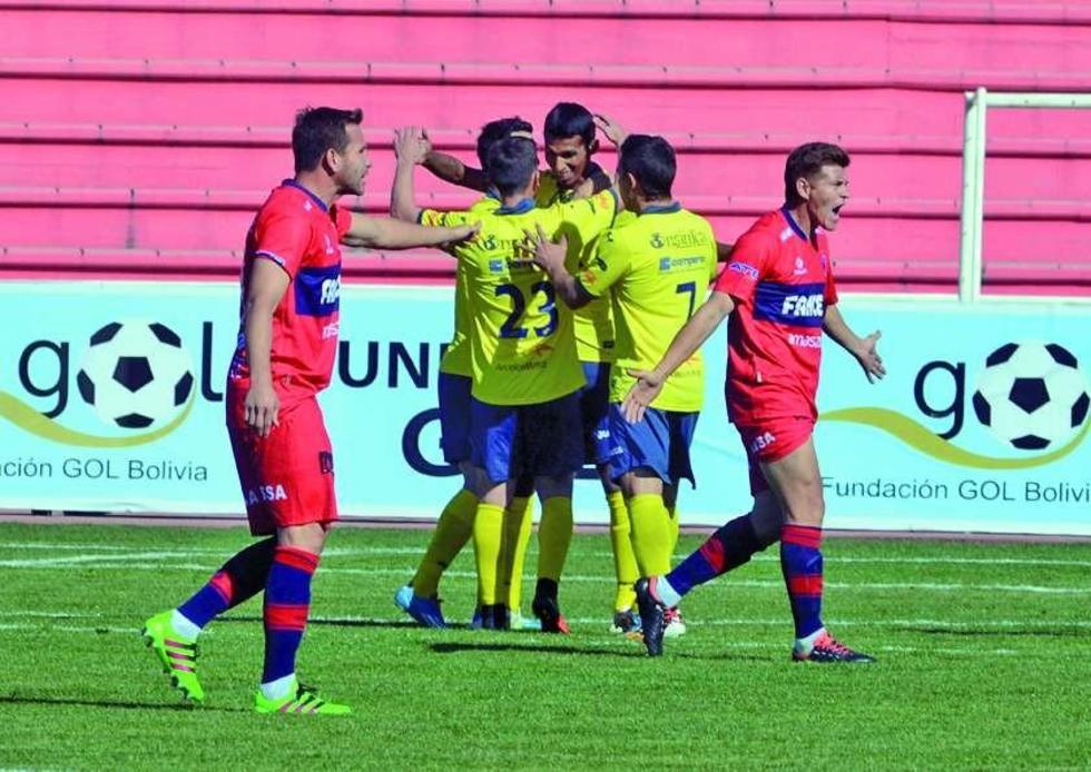 Wilstermann deja en el camino a Universitario