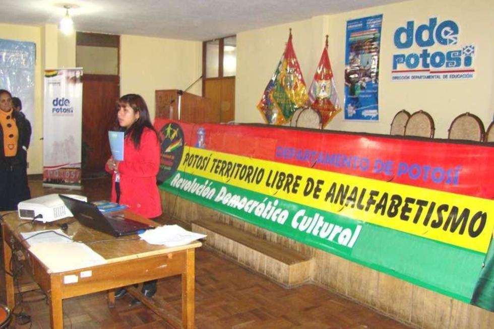 Alistan una feria de posalfabetización