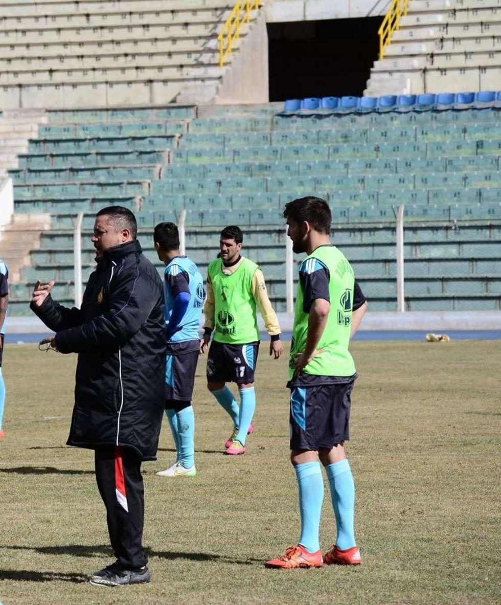 De la Torre define el equipo que le hará frente a Oriente 