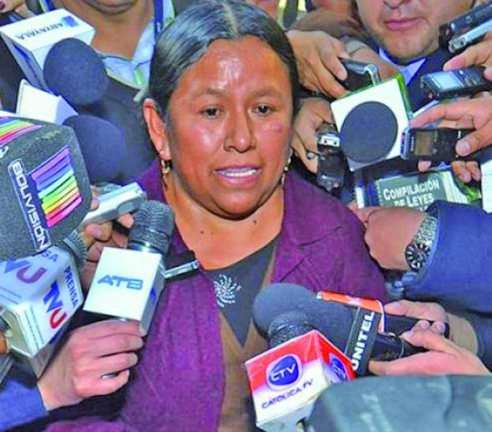 Caso Fondioc: fiscales volverán a convocar a Nemesia Achacollo