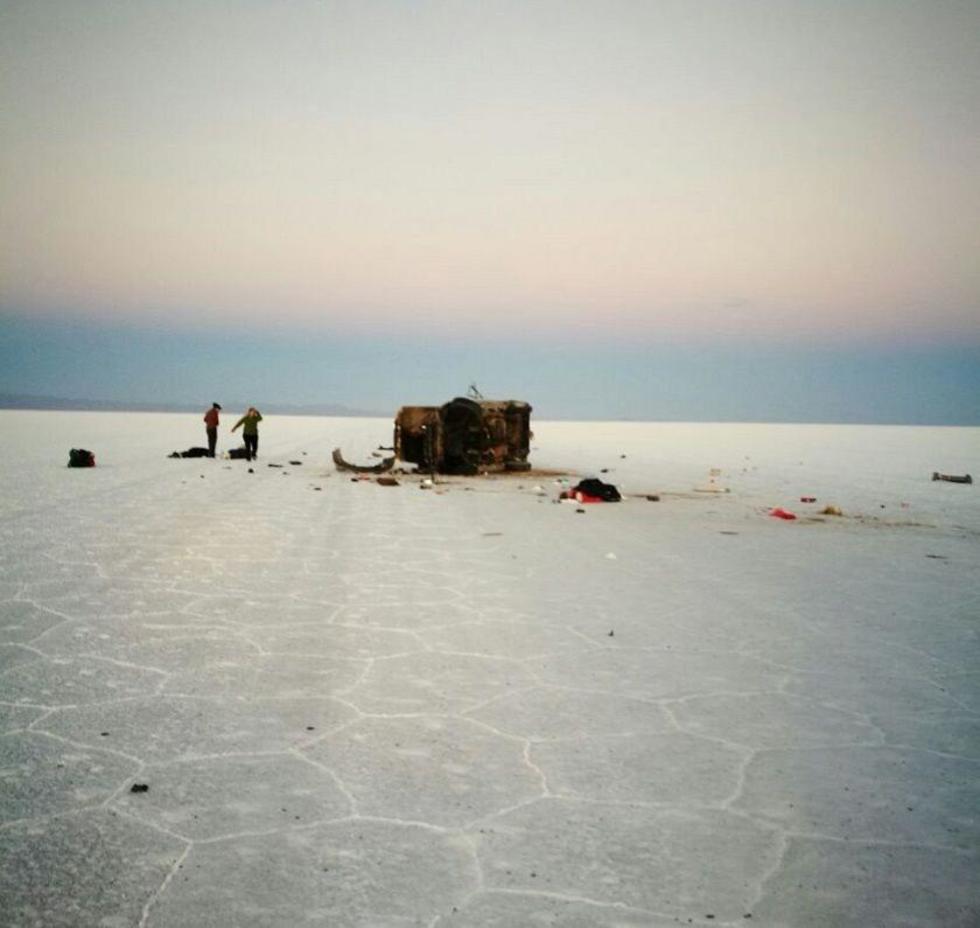 Cinco turistas mueren en pleno Salar de Uyuni tras accidente de tránsito 
