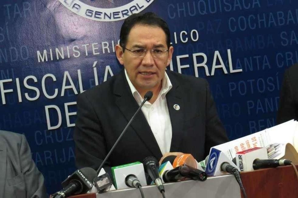 Fiscalía cita a periodistas de CNN por correo electrónico