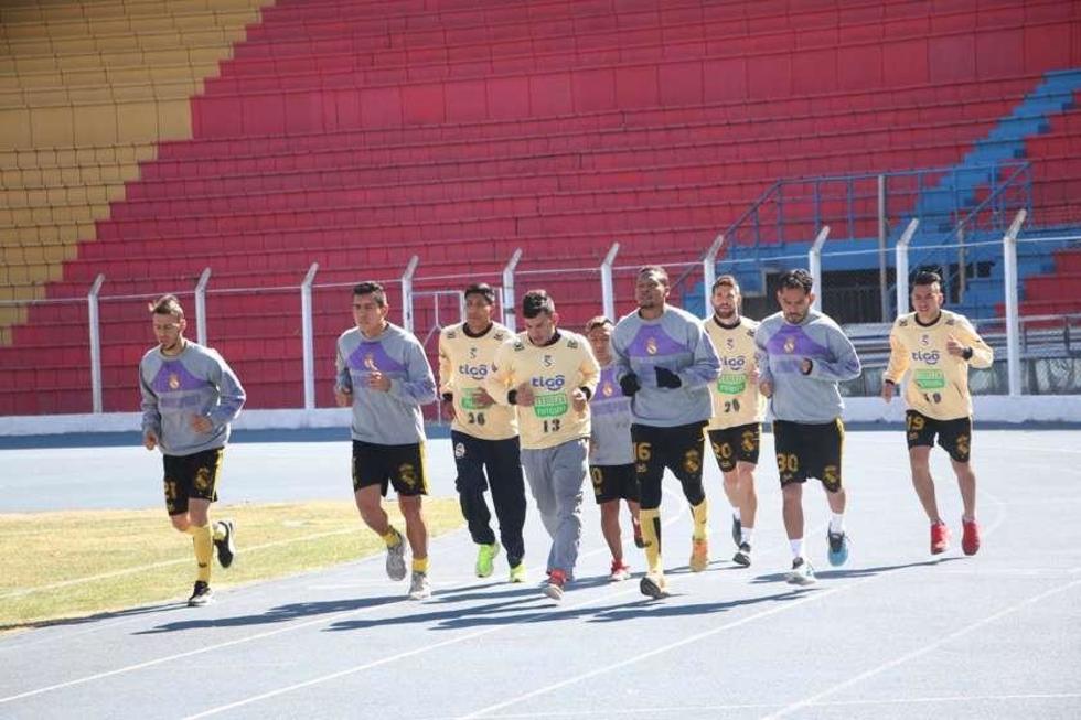 Real Potosí afina detalles para recibir mañana a los chilenos 