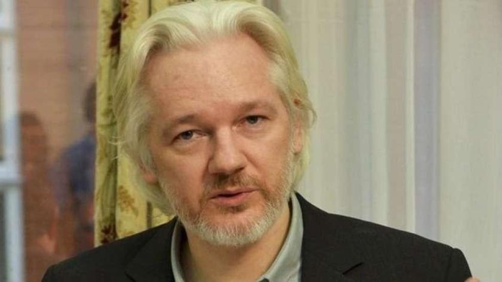 Ecuador acepta interrogatorio a Assange en su embajada