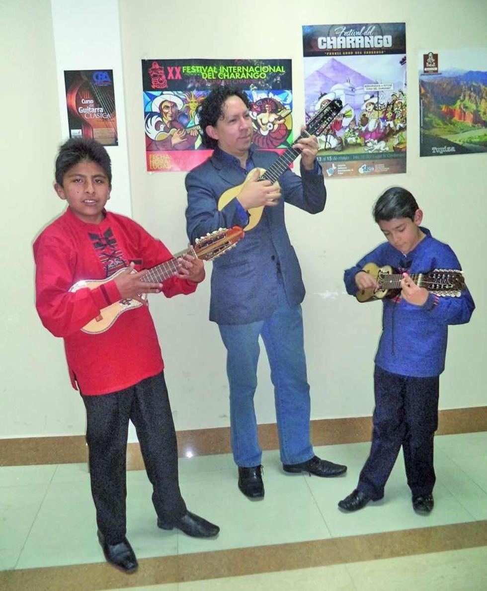 Potosí estará en festival de charango de Puno-Perú