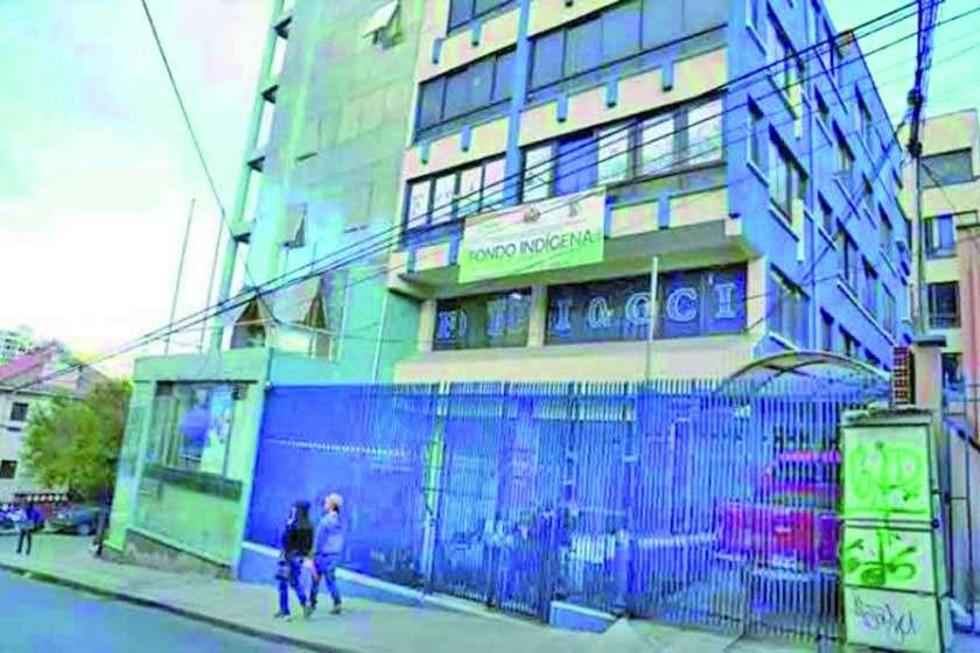 Fondo: campesinos denuncian que les obligaron a firmar proyectos
