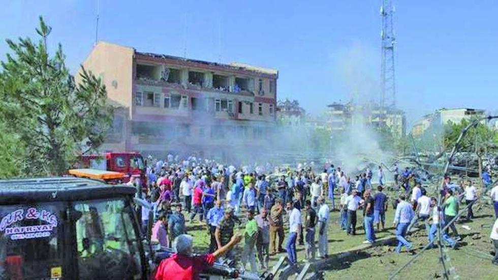 Explosiones de coches bomba en Turquía causan 11 personas muertas
