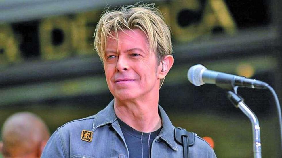Editan el  soundtrack  del filme  de Bowie