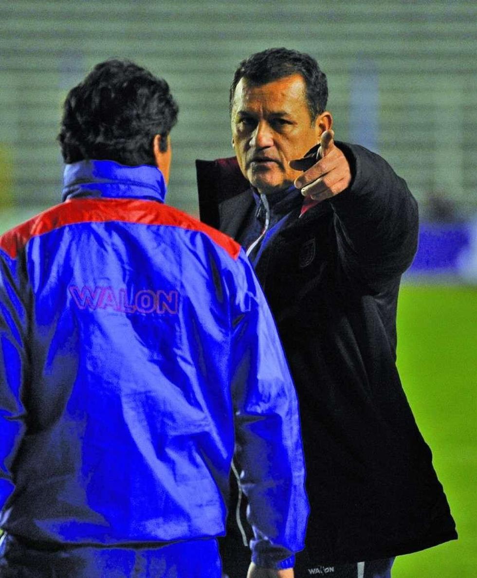Universitario buscará adueñarse  del primer clásico del sur 