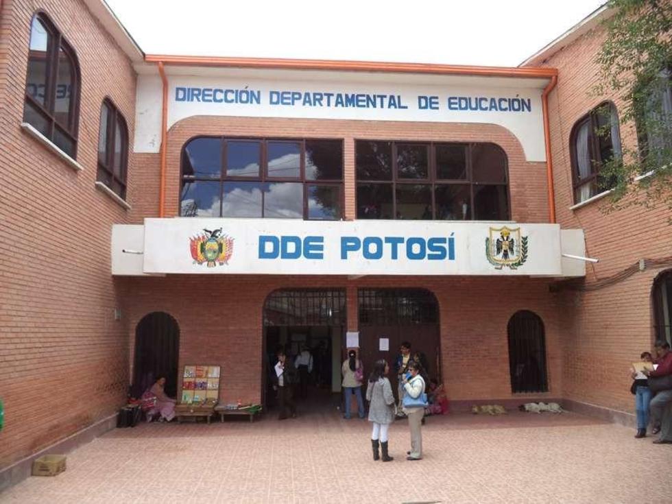 Evalúan avances de modelo educativo 