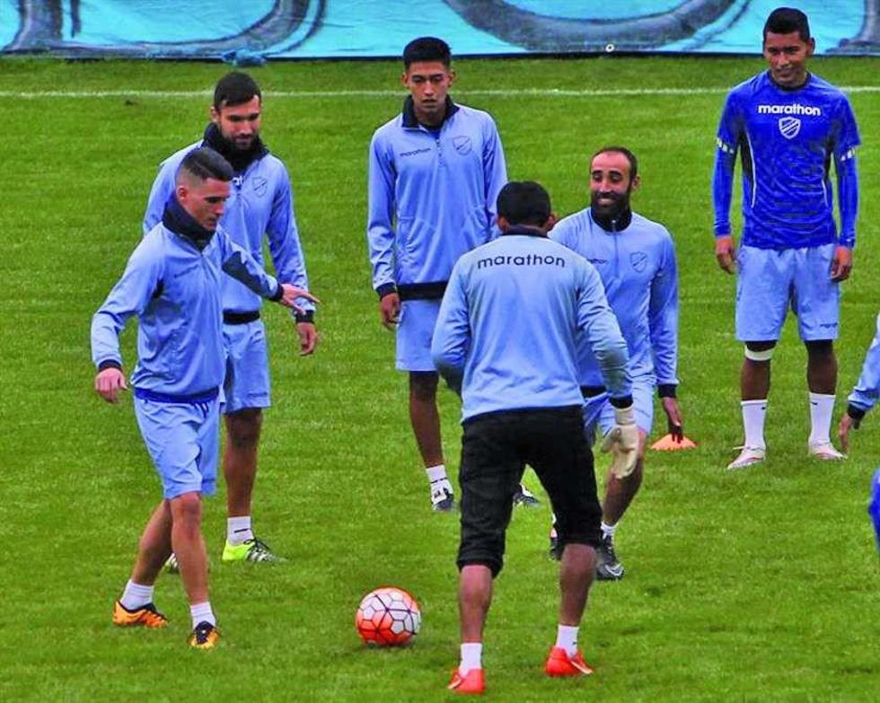 Bolívar ultima detalles para el duelo ante Atlético Nacional