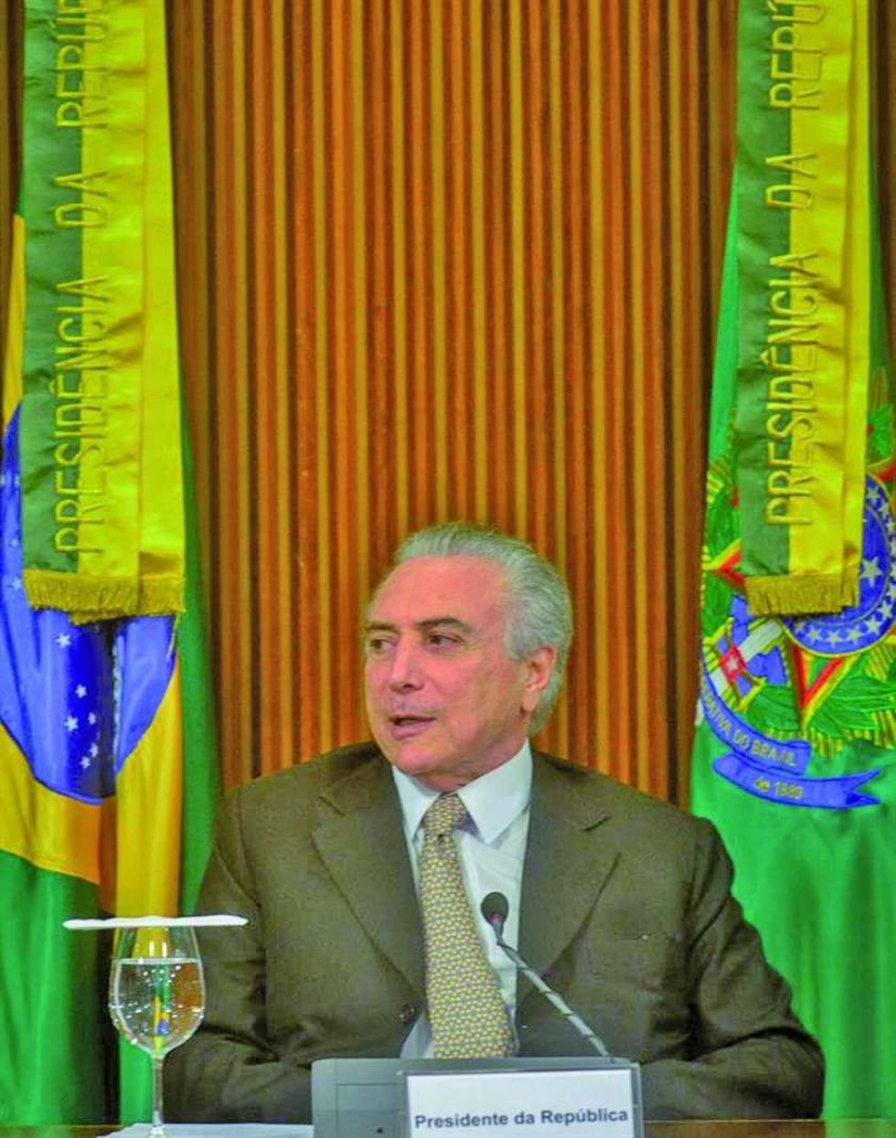 Tras la destitución de Rousseff Temer planea la privatización
