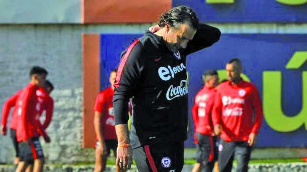 Pizzi rearmará la defensa de Chile