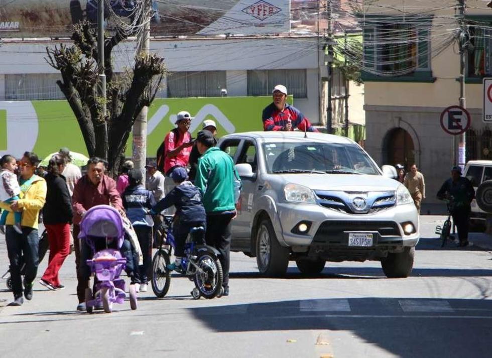 Infractores pagan una multa de Bs 300